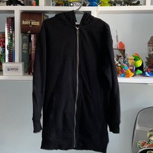 H&M Kids Unisex Basics Longer Length, Black Zip Up Hoodie. Size 7-8 Yr Old